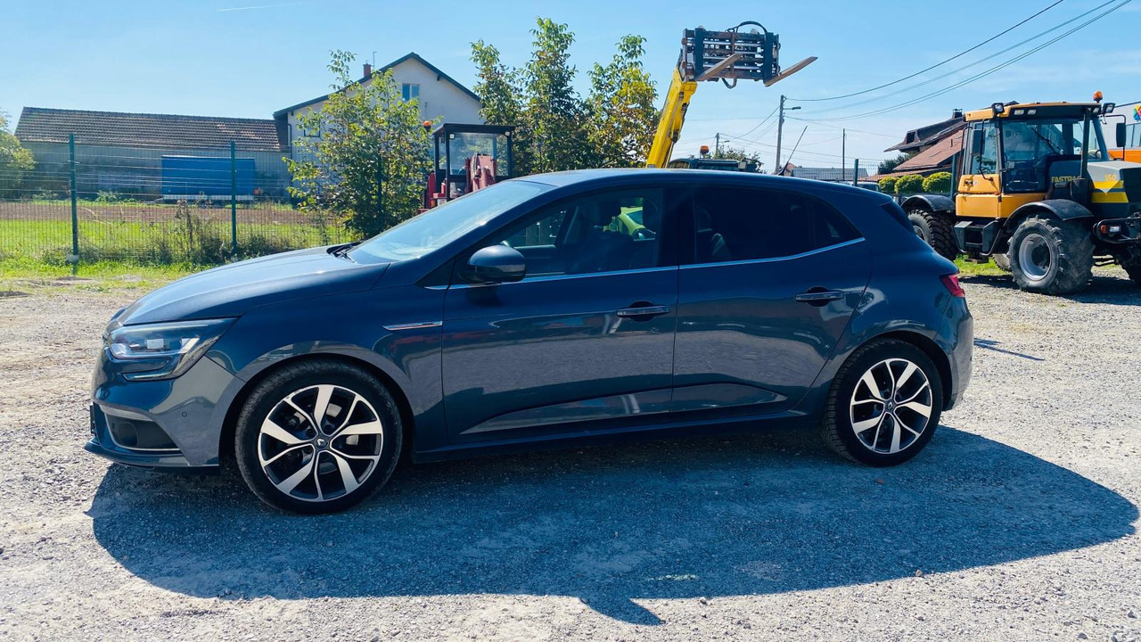 Renault Megane Blue dCi 95, zamjena - Седан: снимка 1 Renault Megane Blue dCi 95, zamjena - Седан: снимка 1