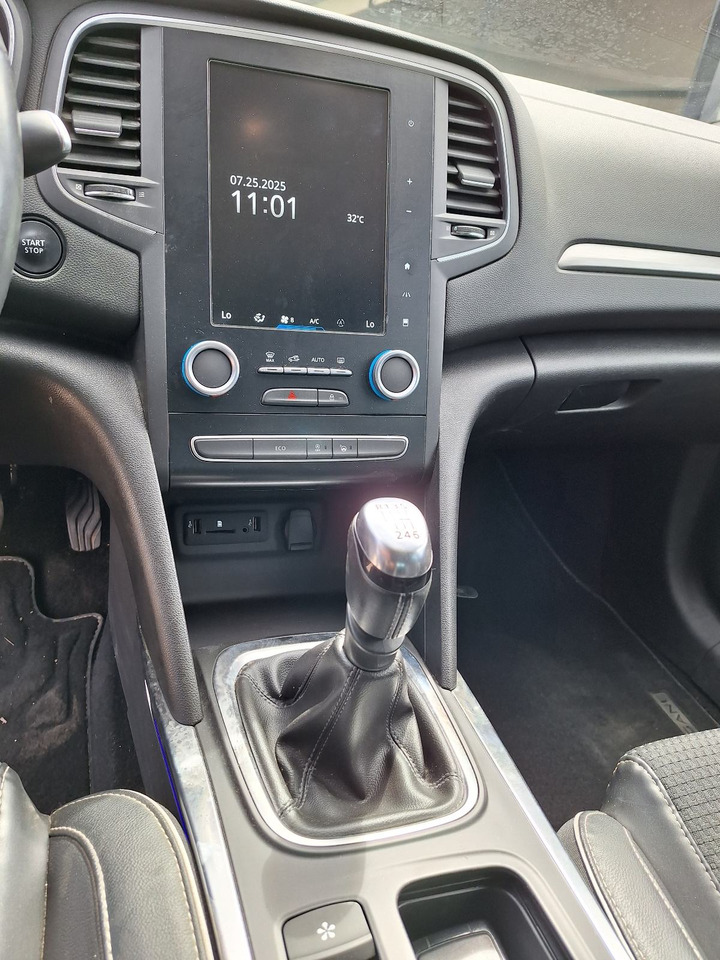 Renault Megane Blue dCi 95, zamjena - Седан: снимка 4 Renault Megane Blue dCi 95, zamjena - Седан: снимка 4