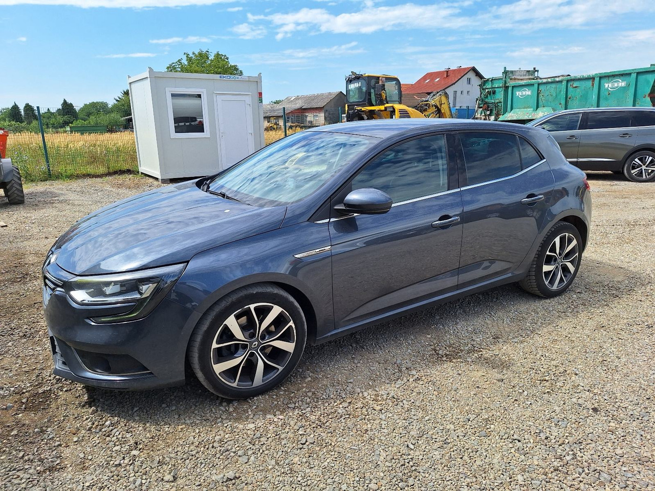 Renault Megane Blue dCi 95, zamjena - Седан: снимка 2 Renault Megane Blue dCi 95, zamjena - Седан: снимка 2