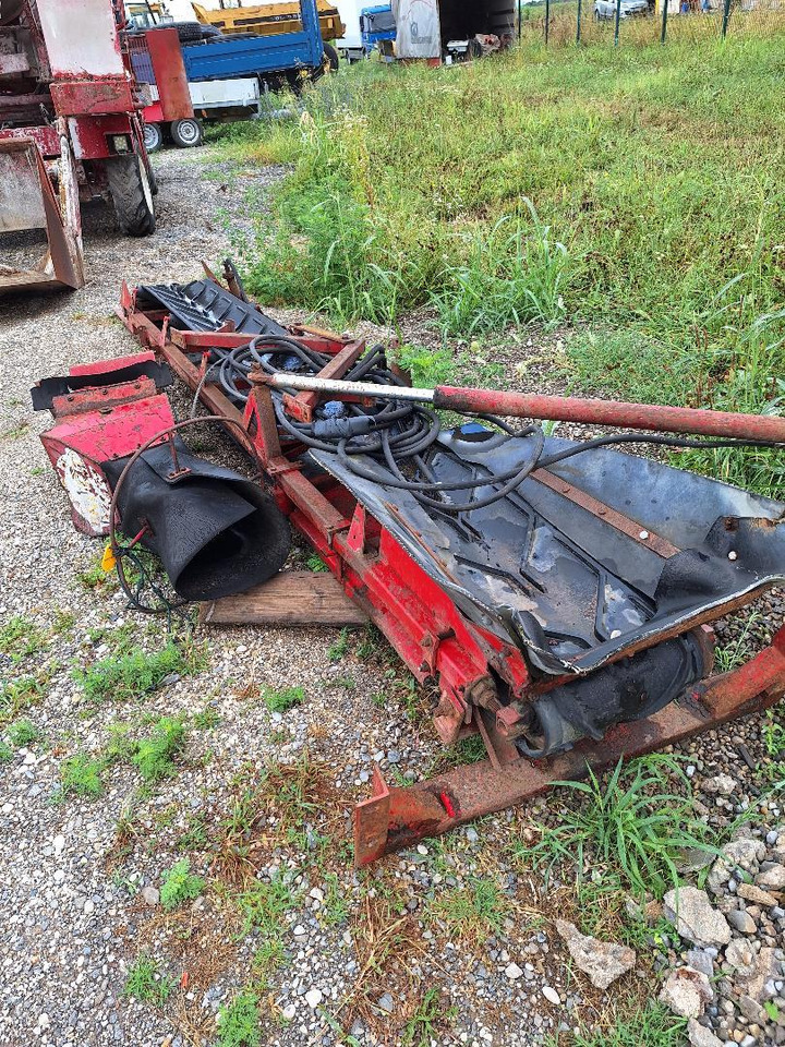 TRAKA - Лентов транспортьор: снимка 3 TRAKA - Лентов транспортьор: снимка 3