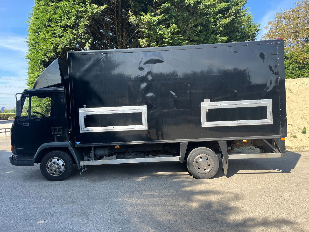 DAF 45 - Камион фургон: снимка 2 DAF 45 - Камион фургон: снимка 2