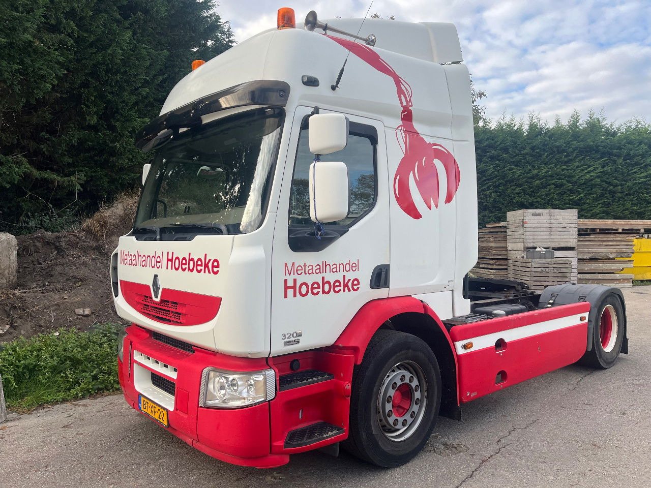 Renault Premium 320 - Влекач: снимка 1 Renault Premium 320 - Влекач: снимка 1