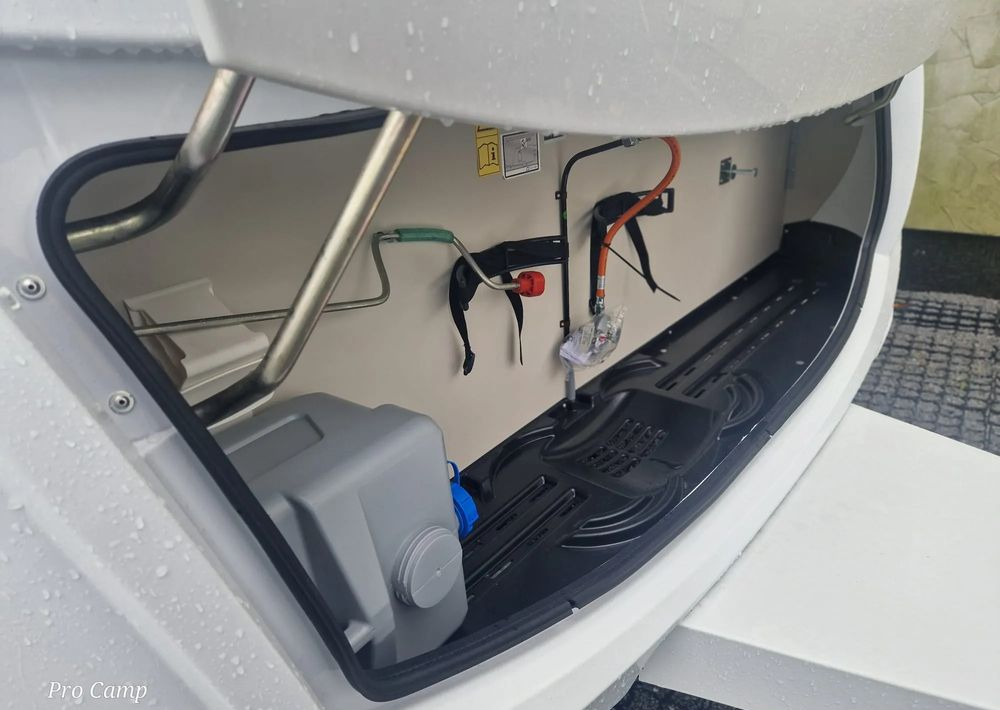 KNAUS SUDWIND 750 UFK SCANDINAVIAN SELECTION - Каравана: снимка 4 KNAUS SUDWIND 750 UFK SCANDINAVIAN SELECTION - Каравана: снимка 4