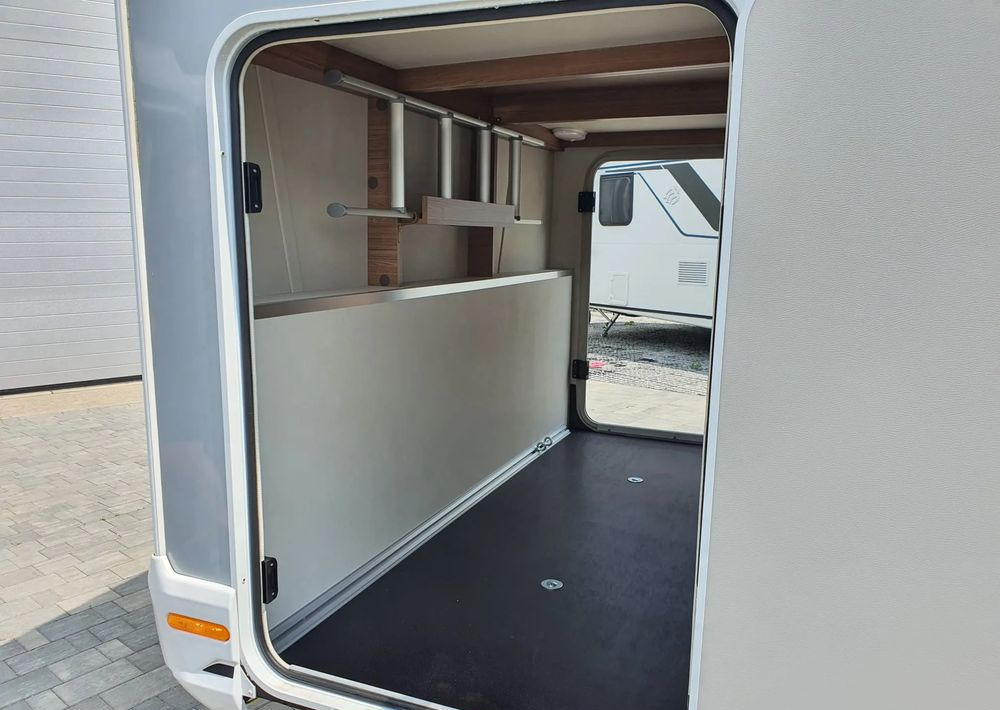 Нови Полуинтегриран кемпер KNAUS VAN WAVE 640 MEG VANSATION: снимка 11 Нови Полуинтегриран кемпер KNAUS VAN WAVE 640 MEG VANSATION: снимка 11