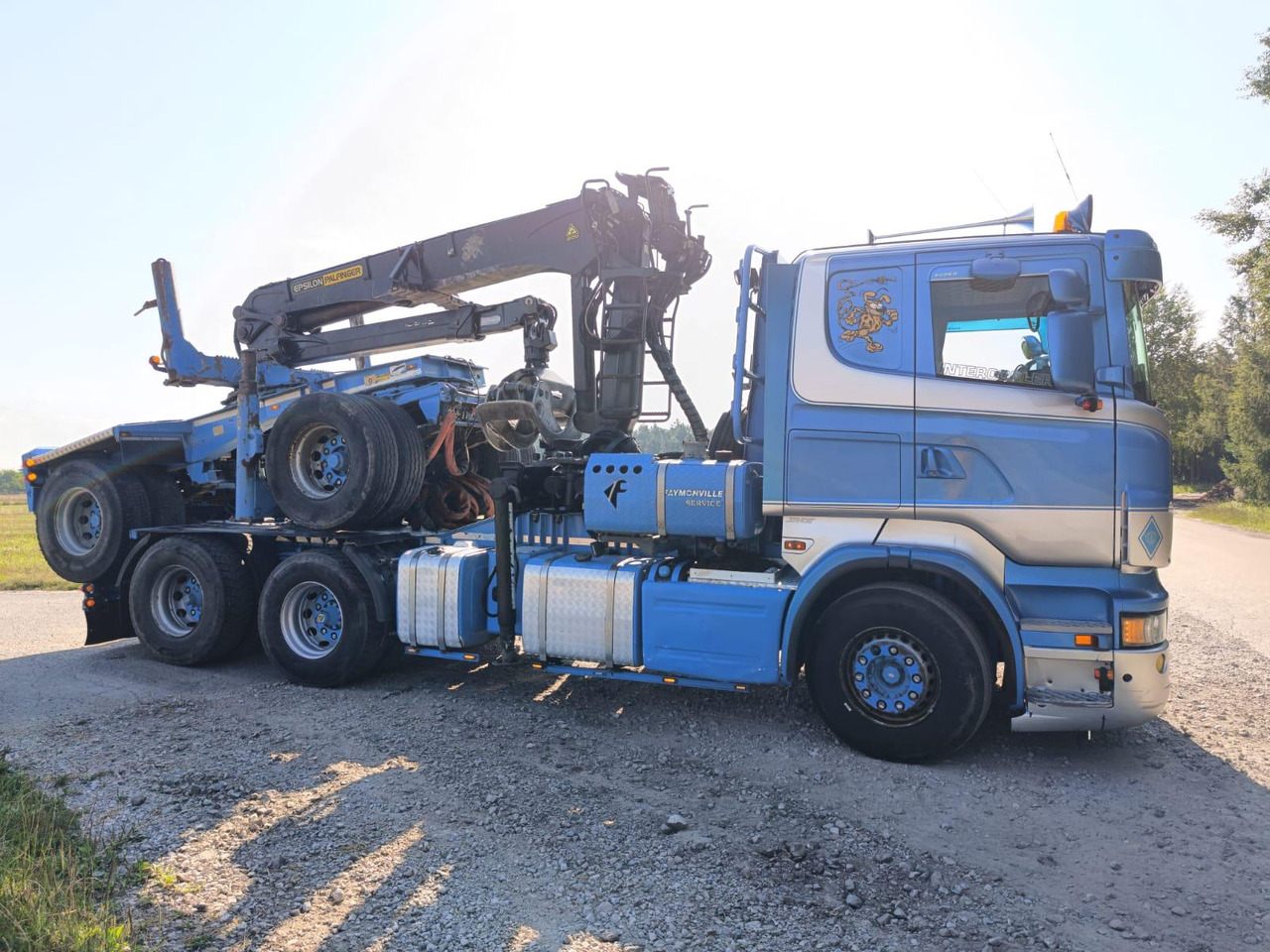 SCANIA R620 V8 - Камион за дърва, Камион с кран: снимка 5 SCANIA R620 V8 - Камион за дърва, Камион с кран: снимка 5