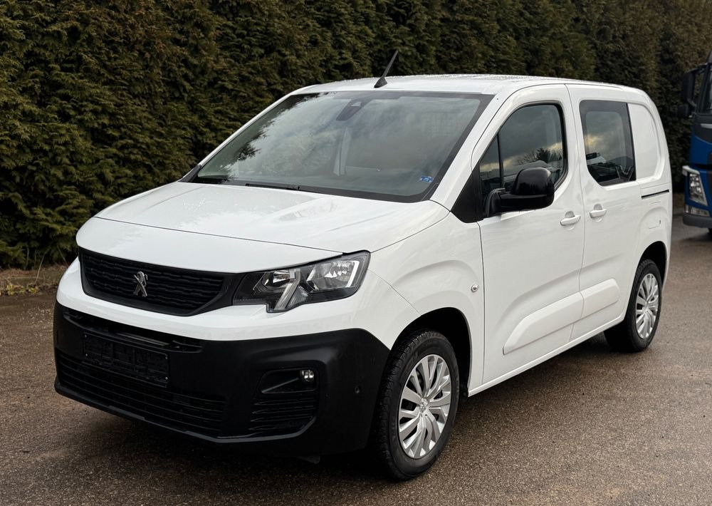 Peugeot Partner 21r 130 HK Niski przebieg 1wł ASO 5 dzwi Euro6.2/ford/opel/citroen - Товарен бус: снимка 1 Peugeot Partner 21r 130 HK Niski przebieg 1wł ASO 5 dzwi Euro6.2/ford/opel/citroen - Товарен бус: снимка 1