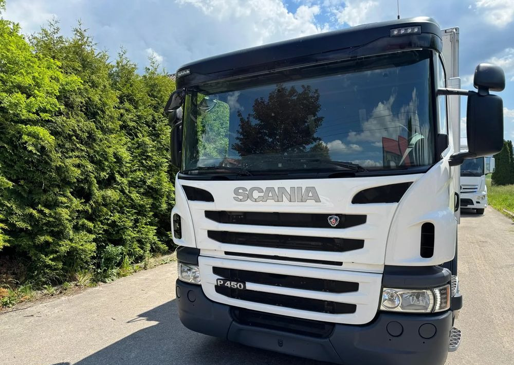 Scania Scania P 450 / CHŁODNIA + WINDA / 23 PALETY / EURO6 / OŚ SKRĘTNA / CARRIER/ ASO - Рефрижератор камион: снимка 2 Scania Scania P 450 / CHŁODNIA + WINDA / 23 PALETY / EURO6 / OŚ SKRĘTNA / CARRIER/ ASO - Рефрижератор камион: снимка 2