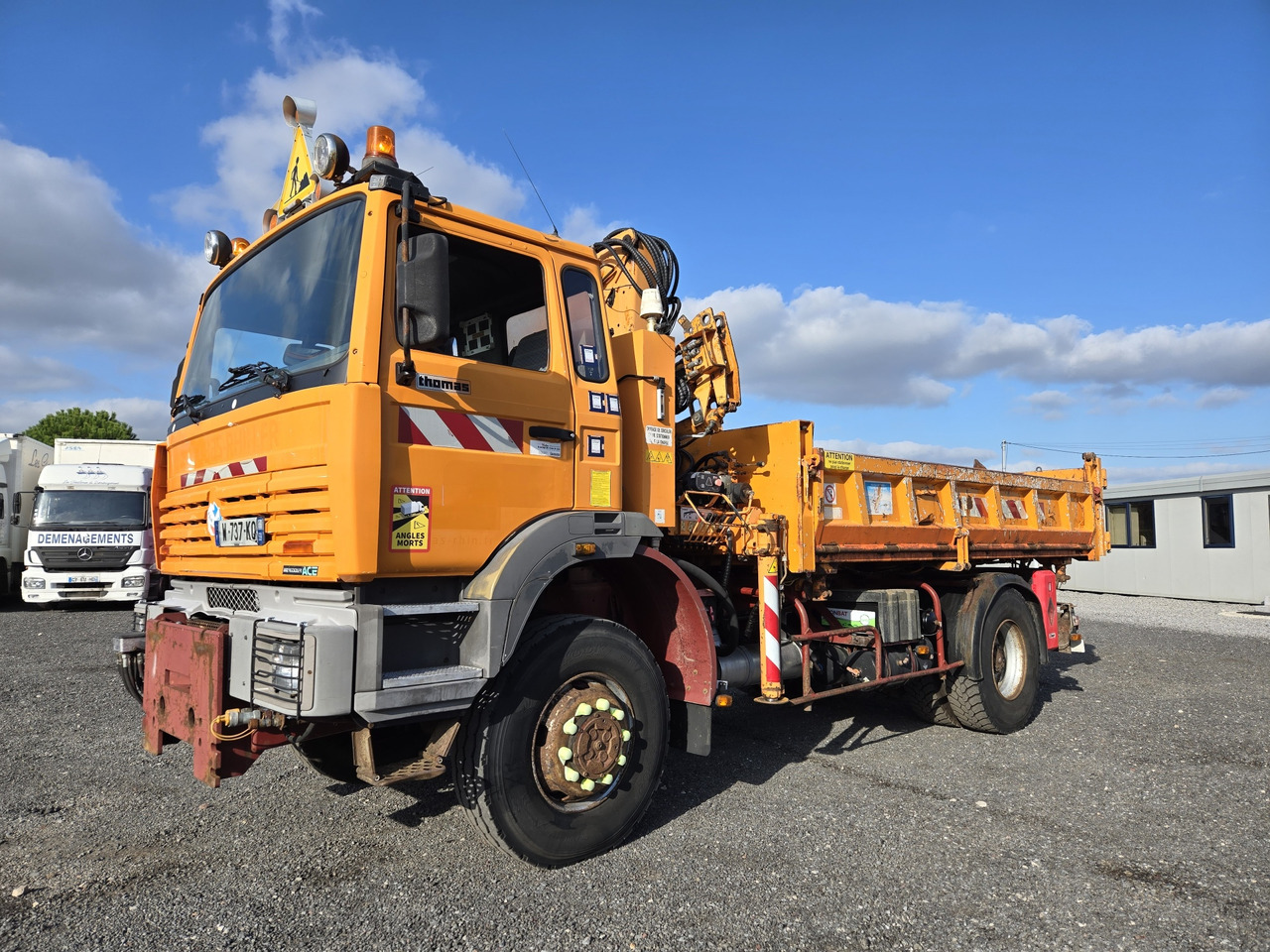 Renault G250 4x4 - Самосвал камион, Камион с кран: снимка 2 Renault G250 4x4 - Самосвал камион, Камион с кран: снимка 2