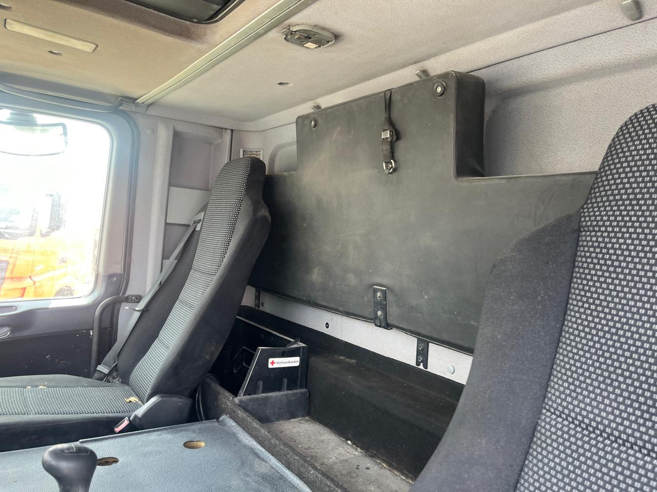 Шаси кабина MERCEDES-BENZ Actros 3340: снимка 6