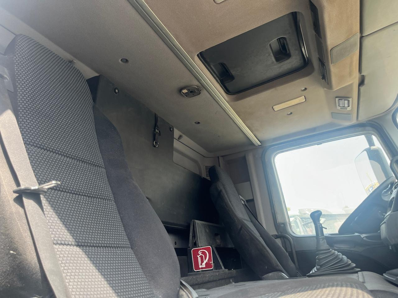 Шаси кабина MERCEDES-BENZ Actros 3340: снимка 15