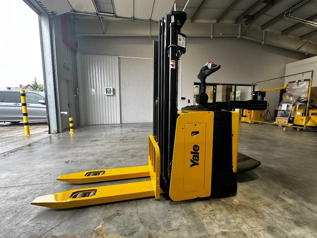 Yale MS12x - Стакер: снимка 3 Yale MS12x - Стакер: снимка 3