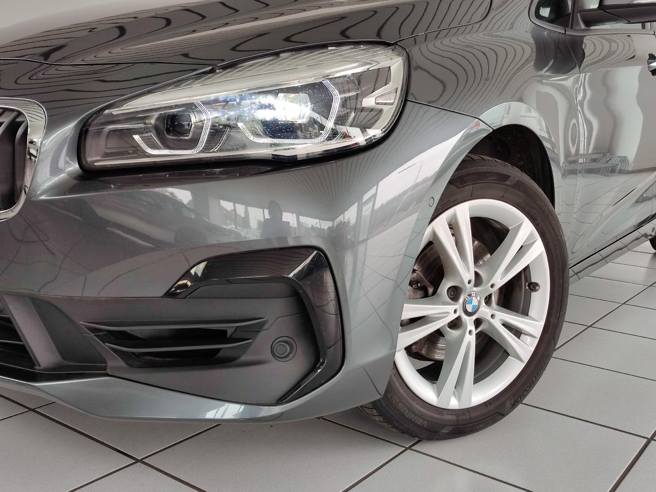 BMW 216 i Gran Tourer Advantage RTTI Navi Apple DAB PDC - Комби: снимка 2 BMW 216 i Gran Tourer Advantage RTTI Navi Apple DAB PDC - Комби: снимка 2