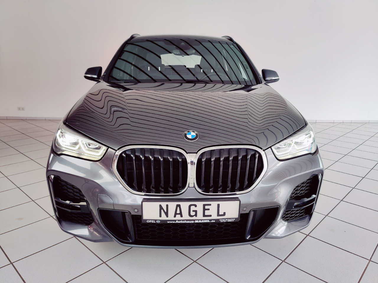 BMW X1 xDrive 20 d M Sport Navi Ambiente PDC SHZ Apple Android - Джип: снимка 4 BMW X1 xDrive 20 d M Sport Navi Ambiente PDC SHZ Apple Android - Джип: снимка 4