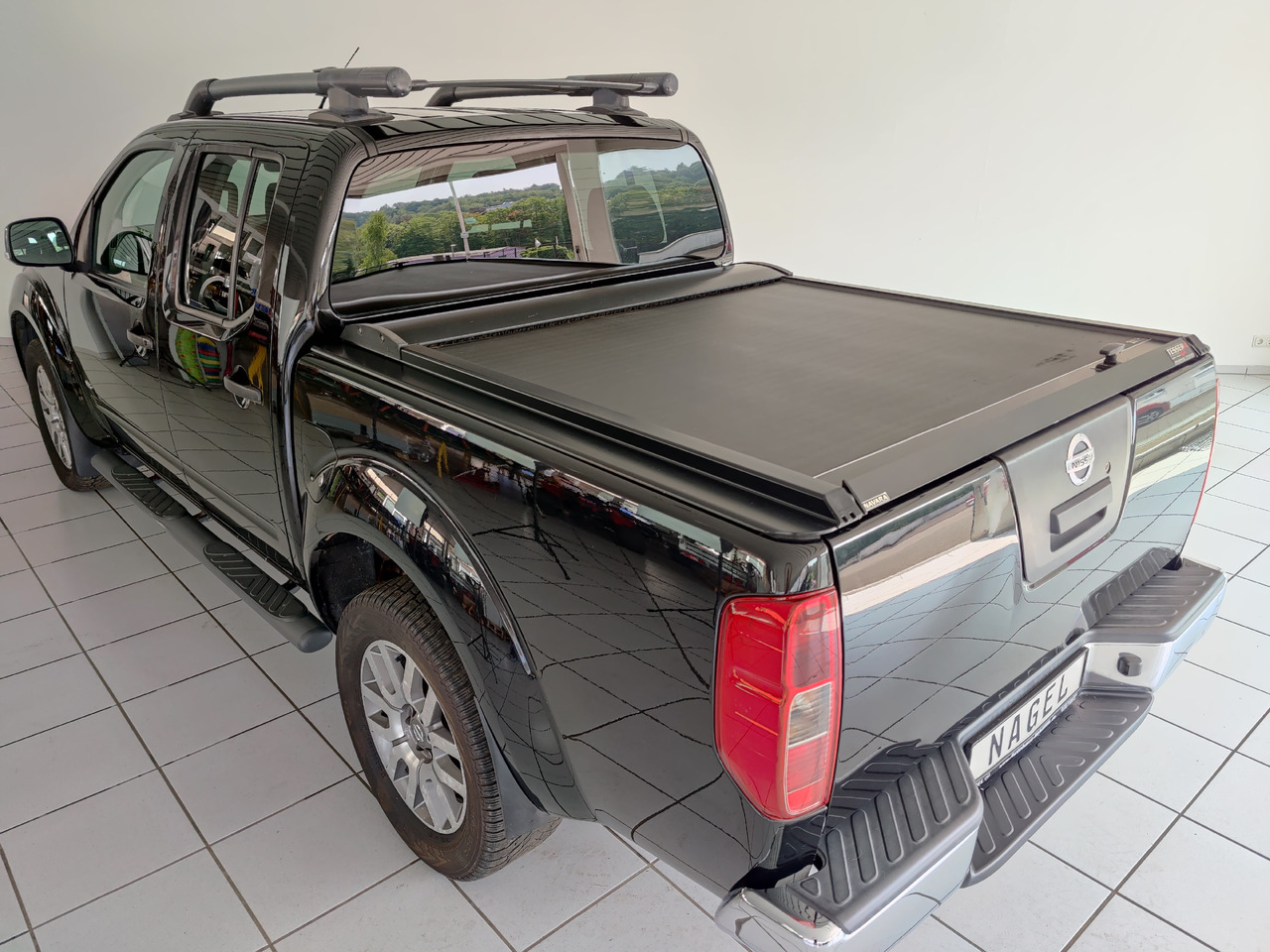 Nissan Navara Pickup (D40M)(05.2005->) Double Cab LE V6 4X4 Navi Kam Leder SHZ AHK - Пикап: снимка 5 Nissan Navara Pickup (D40M)(05.2005->) Double Cab LE V6 4X4 Navi Kam Leder SHZ AHK - Пикап: снимка 5