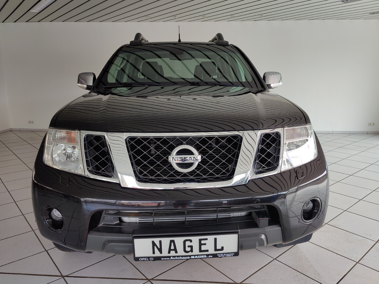 Nissan Navara Pickup (D40M)(05.2005->) Double Cab LE V6 4X4 Navi Kam Leder SHZ AHK - Пикап: снимка 3 Nissan Navara Pickup (D40M)(05.2005->) Double Cab LE V6 4X4 Navi Kam Leder SHZ AHK - Пикап: снимка 3