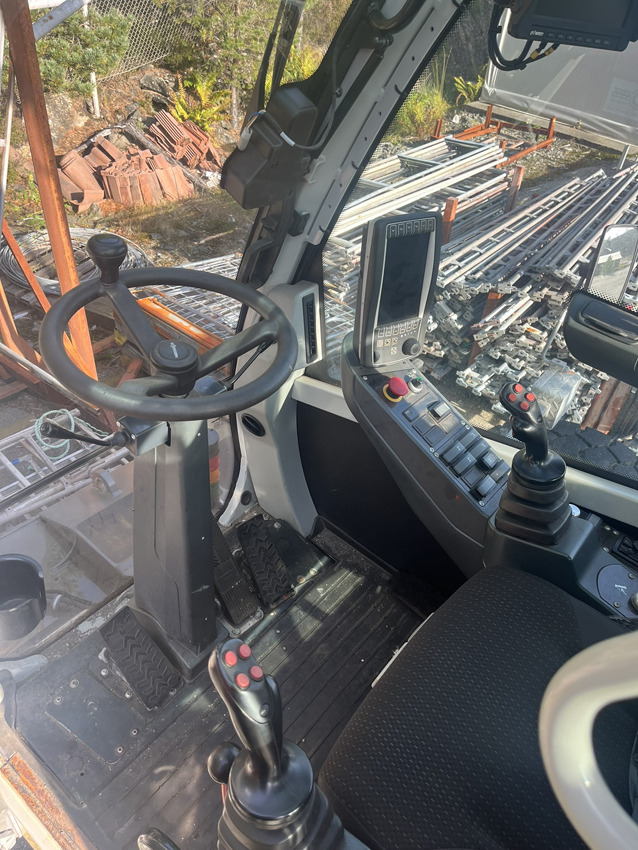 SENNEBOGEN 643 M - Автокран: снимка 4 SENNEBOGEN 643 M - Автокран: снимка 4