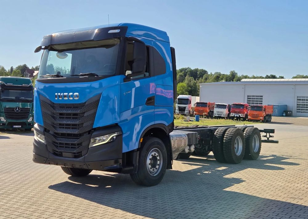 Iveco S-WAY - Шаси кабина: снимка 1 Iveco S-WAY - Шаси кабина: снимка 1