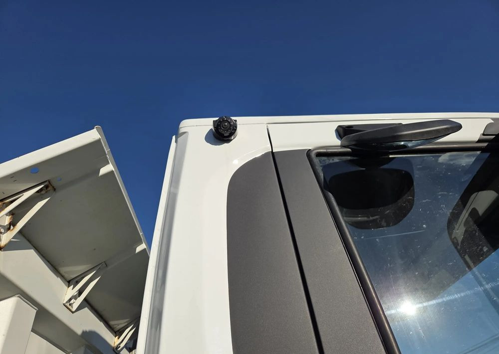 Самосвал камион Iveco X-WAY: снимка 18 Самосвал камион Iveco X-WAY: снимка 18