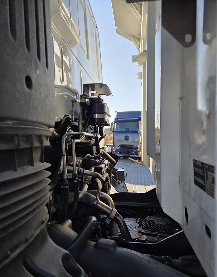 Самосвал камион Iveco X-WAY: снимка 11 Самосвал камион Iveco X-WAY: снимка 11