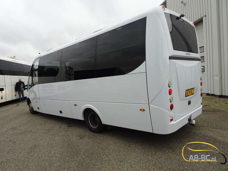 Междуградски автобус Iveco Rosero First - 29 Seats EURO 6: снимка 20