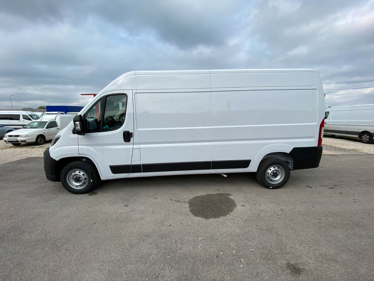 Citroën Jumper Kasten Hochraum 35 L3H2 BlueHDi 140 - Товарен бус: снимка 3 Citroën Jumper Kasten Hochraum 35 L3H2 BlueHDi 140 - Товарен бус: снимка 3