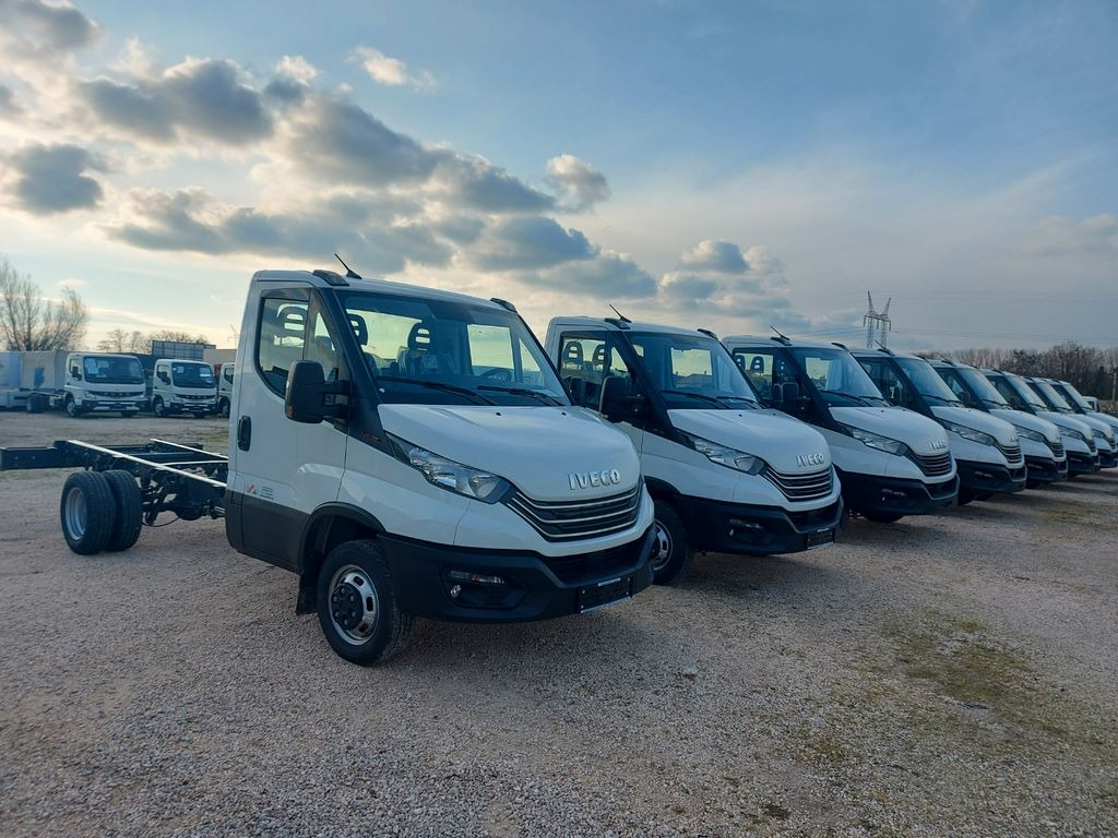 Iveco Daily 35C16 Fahrgestell Wählbar Aufbau Euro6E Iveco Daily 35C16 Fahrgestell Wählbar Aufbau Euro6E - Шаси кабина, Камион с кран: снимка 1 Iveco Daily 35C16 Fahrgestell Wählbar Aufbau Euro6E Iveco Daily 35C16 Fahrgestell Wählbar Aufbau Euro6E - Шаси кабина, Камион с кран: снимка 1