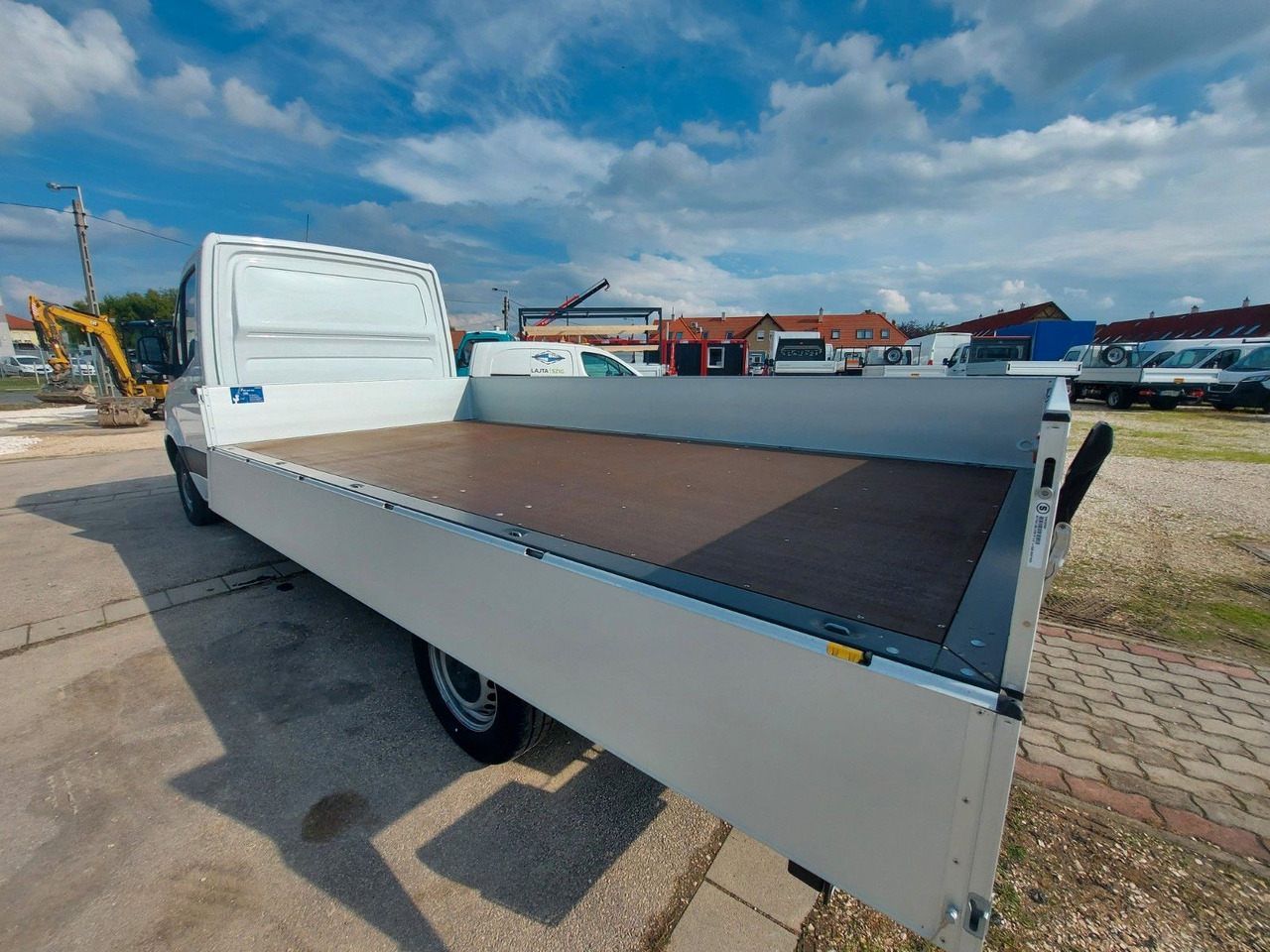 Mercedes-Benz Sprinter 315Pritsche - Бордови бус: снимка 3 Mercedes-Benz Sprinter 315Pritsche - Бордови бус: снимка 3