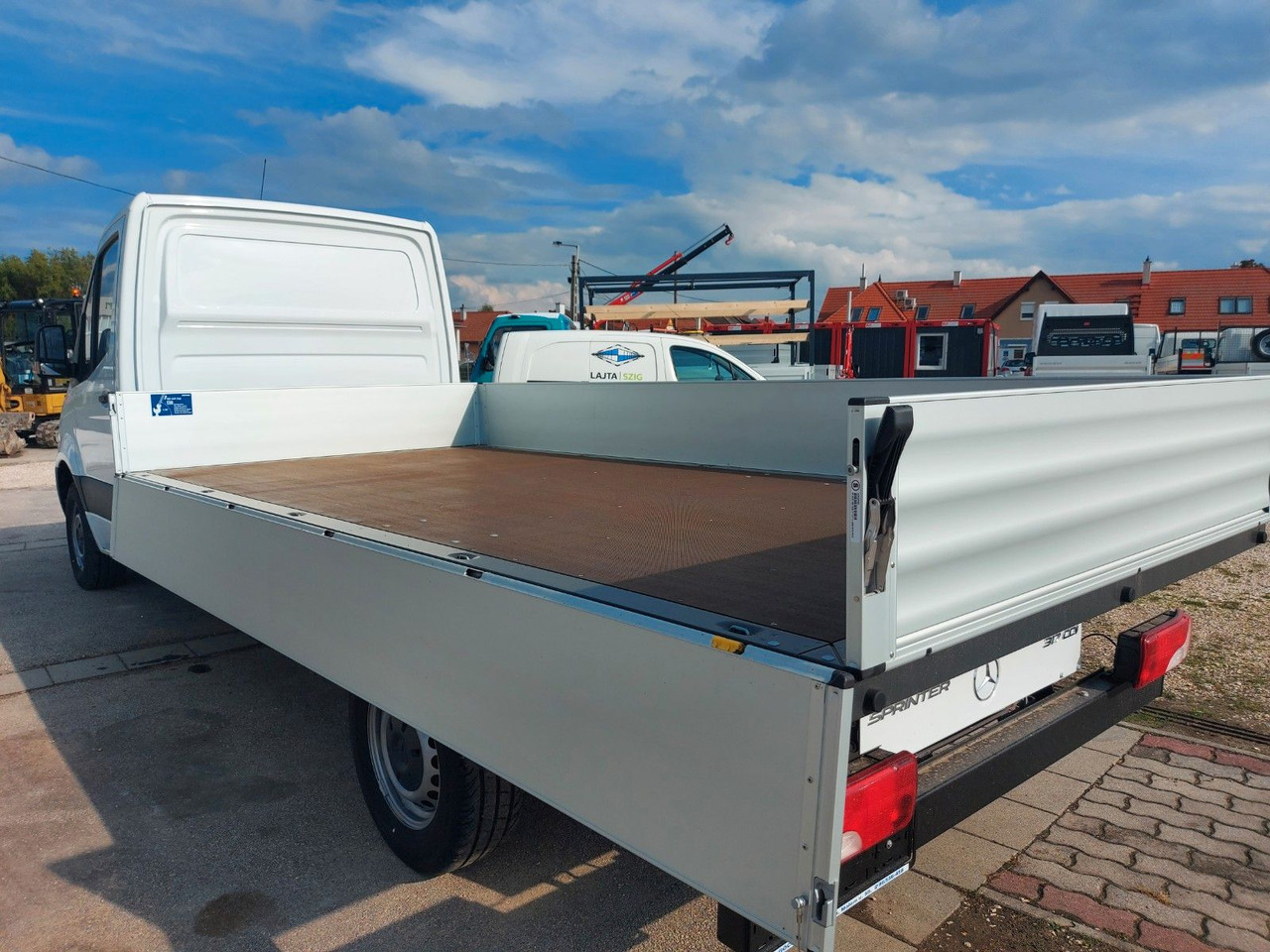 Mercedes-Benz Sprinter 315Pritsche - Бордови бус: снимка 4 Mercedes-Benz Sprinter 315Pritsche - Бордови бус: снимка 4