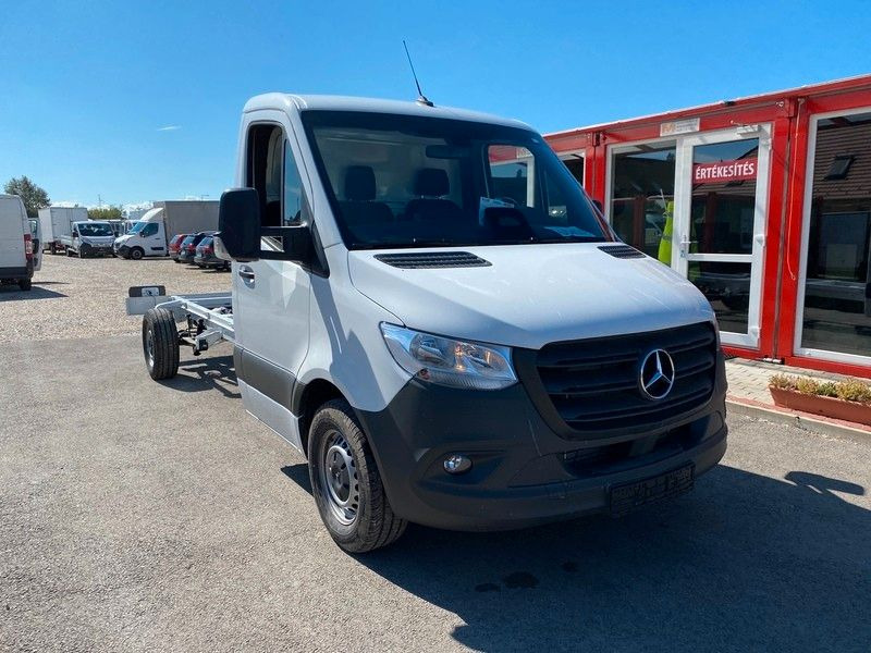 Mercedes-Benz Sprinter 319 Pritsche+Plane 3,5T Anhängelast - Брезентов бус: снимка 3 Mercedes-Benz Sprinter 319 Pritsche+Plane 3,5T Anhängelast - Брезентов бус: снимка 3