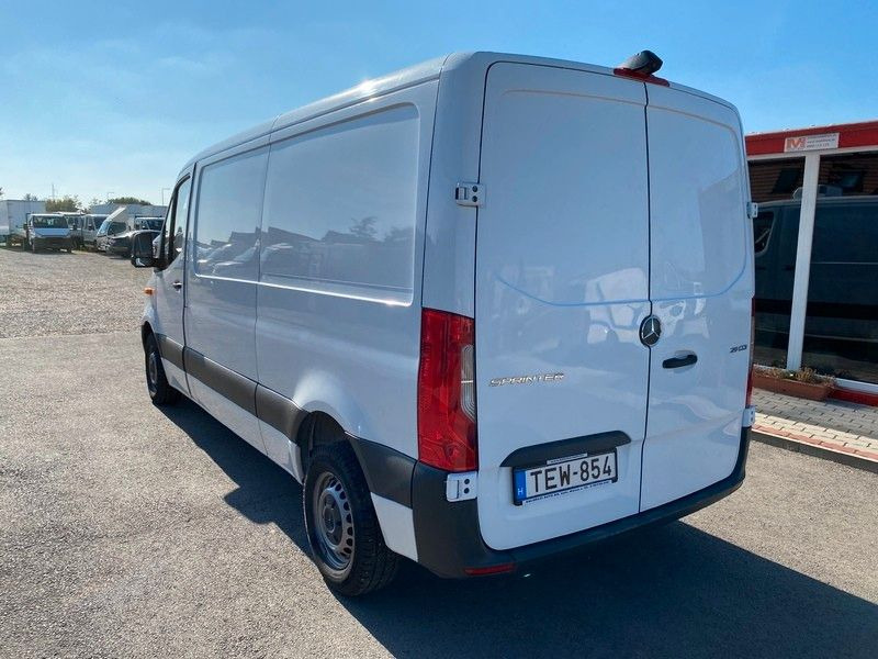 Mercedes-Benz Sprinter III Kasten FWD 211/215 CDI FWD L2 - Хладилен бус: снимка 4 Mercedes-Benz Sprinter III Kasten FWD 211/215 CDI FWD L2 - Хладилен бус: снимка 4