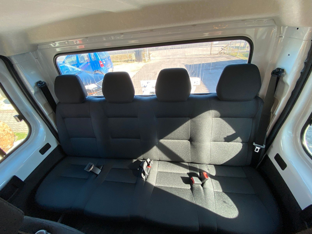 Peugeot BOXER CHDC L4 HEAVY PRITSCHE - Бордови бус, Бус с двойна кабина: снимка 5 Peugeot BOXER CHDC L4 HEAVY PRITSCHE - Бордови бус, Бус с двойна кабина: снимка 5