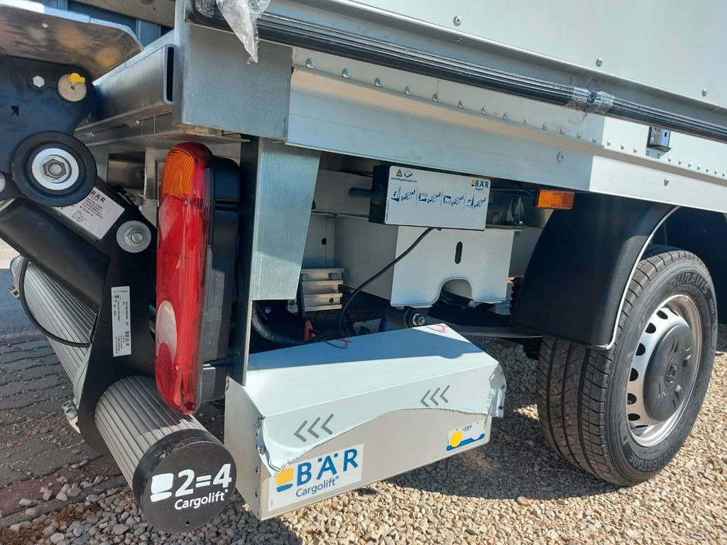 Нови Лекотоварен автомобил фургон Renault Master L3H1P3 165Ps  Koffer + LBW auf Anfrage: снимка 11