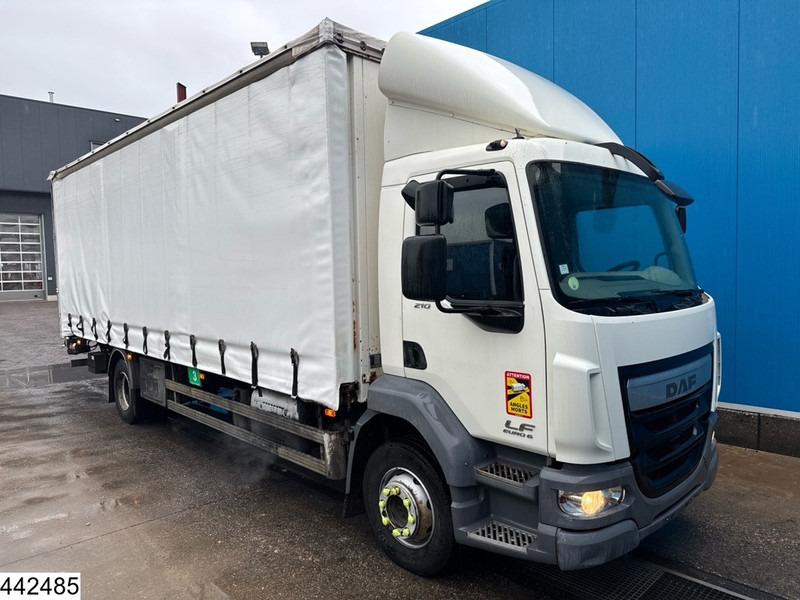 DAF LF 210 EURO 6, Dhollandia - Камион фургон: снимка 3 DAF LF 210 EURO 6, Dhollandia - Камион фургон: снимка 3