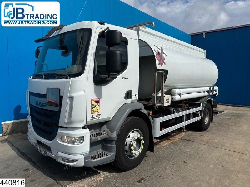 DAF LF 280 EURO 6, Manual, 13,390 litres, 5 Comp. - Камион цистерна: снимка 1 DAF LF 280 EURO 6, Manual, 13,390 litres, 5 Comp. - Камион цистерна: снимка 1