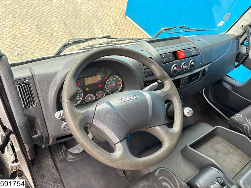 Iveco 180E28 EURO 5, Dhollandia, Manual transmission - Камион с брезент: снимка 5 Iveco 180E28 EURO 5, Dhollandia, Manual transmission - Камион с брезент: снимка 5