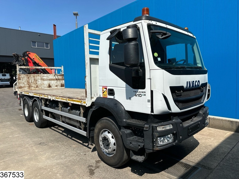 Iveco Trakker 410 6X4, EURO 6, Steel suspension, Retarder - Бордови камион, Камион с кран: снимка 3 Iveco Trakker 410 6X4, EURO 6, Steel suspension, Retarder - Бордови камион, Камион с кран: снимка 3