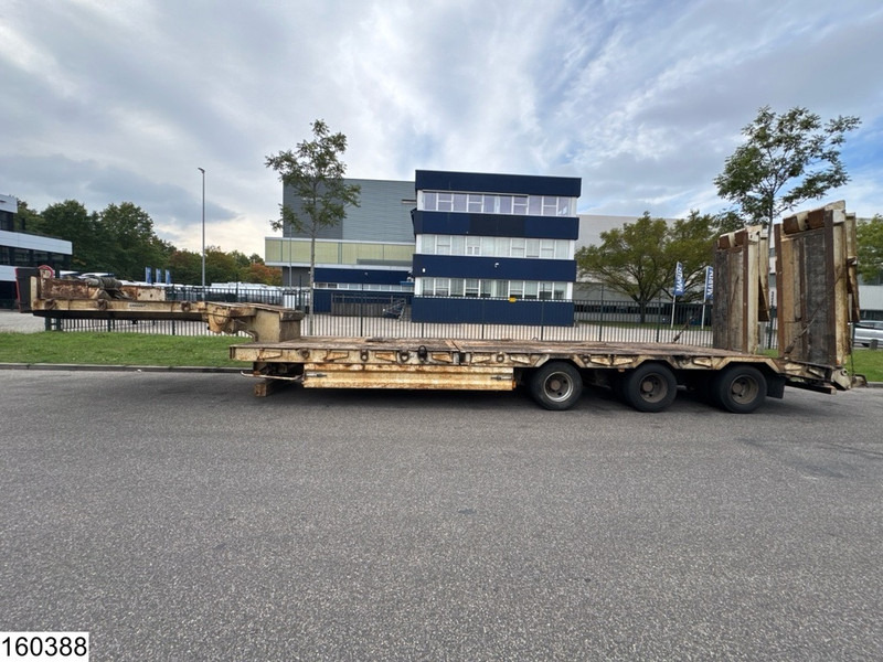 Louault Lowbed 34,000 kg, Steering axle, Hydraulic, Winch - Нискорамна площадка полуремарке: снимка 2 Louault Lowbed 34,000 kg, Steering axle, Hydraulic, Winch - Нискорамна площадка полуремарке: снимка 2
