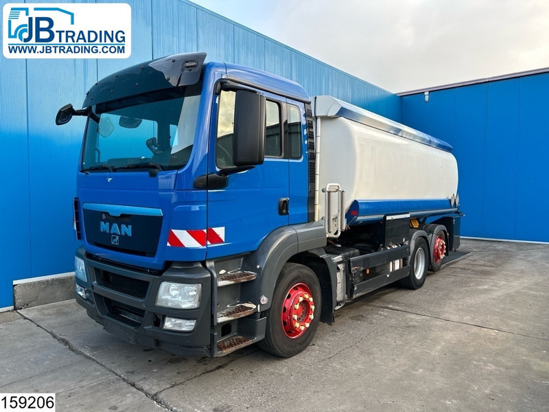 MAN TGS 26 320 6X2, EURO 5, ADR, 18.950 Liter, 4 COMP - Камион цистерна: снимка 1 MAN TGS 26 320 6X2, EURO 5, ADR, 18.950 Liter, 4 COMP - Камион цистерна: снимка 1