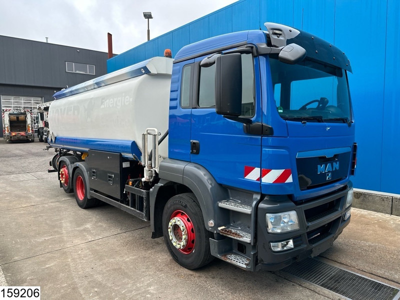 MAN TGS 26 320 6X2, EURO 5, ADR, 18.950 Liter, 4 COMP - Камион цистерна: снимка 3 MAN TGS 26 320 6X2, EURO 5, ADR, 18.950 Liter, 4 COMP - Камион цистерна: снимка 3