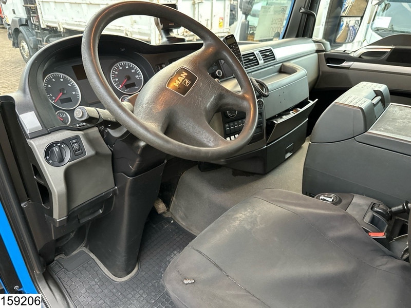 MAN TGS 26 320 6X2, EURO 5, ADR, 18.950 Liter, 4 COMP - Камион цистерна: снимка 4 MAN TGS 26 320 6X2, EURO 5, ADR, 18.950 Liter, 4 COMP - Камион цистерна: снимка 4