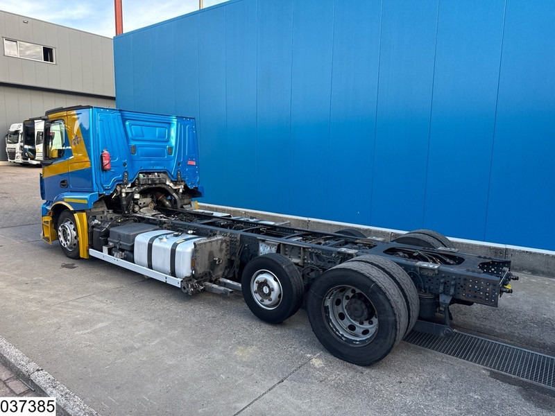 Mercedes-Benz Actros 2443 6x2, EURO 6, PTO, Standairco - Шаси кабина: снимка 4 Mercedes-Benz Actros 2443 6x2, EURO 6, PTO, Standairco - Шаси кабина: снимка 4