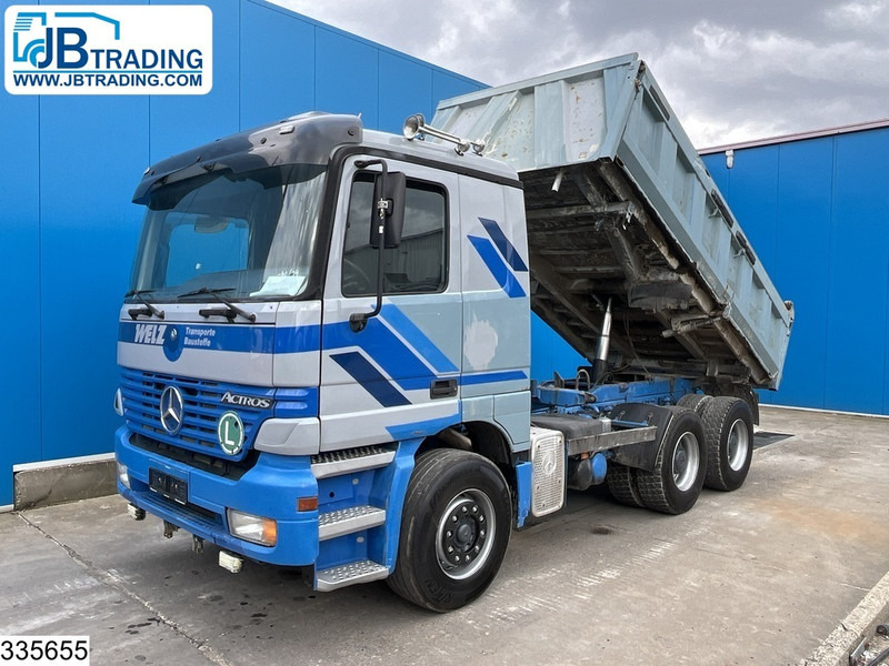 Mercedes-Benz Actros 2643 6x4, EURO 2, Manual, Retarder - Самосвал камион: снимка 1 Mercedes-Benz Actros 2643 6x4, EURO 2, Manual, Retarder - Самосвал камион: снимка 1