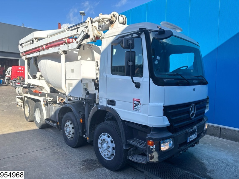 Mercedes-Benz Actros 3236 8x4, EURO 3, SCHWING, Leaf spring - Бетон помпа: снимка 5 Mercedes-Benz Actros 3236 8x4, EURO 3, SCHWING, Leaf spring - Бетон помпа: снимка 5