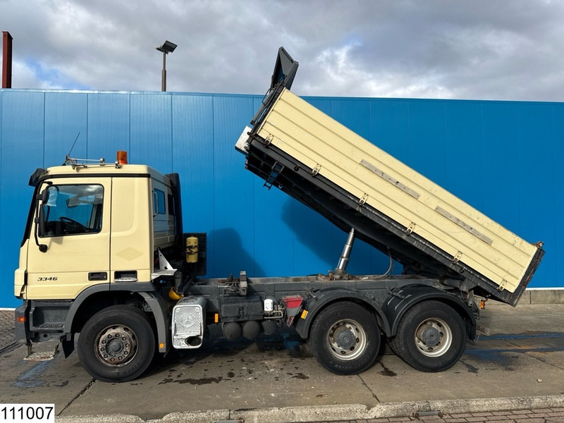 Mercedes-Benz Actros 3346 6x4, EURO 3, Retarder, Telligent 16 - Самосвал камион: снимка 3 Mercedes-Benz Actros 3346 6x4, EURO 3, Retarder, Telligent 16 - Самосвал камион: снимка 3