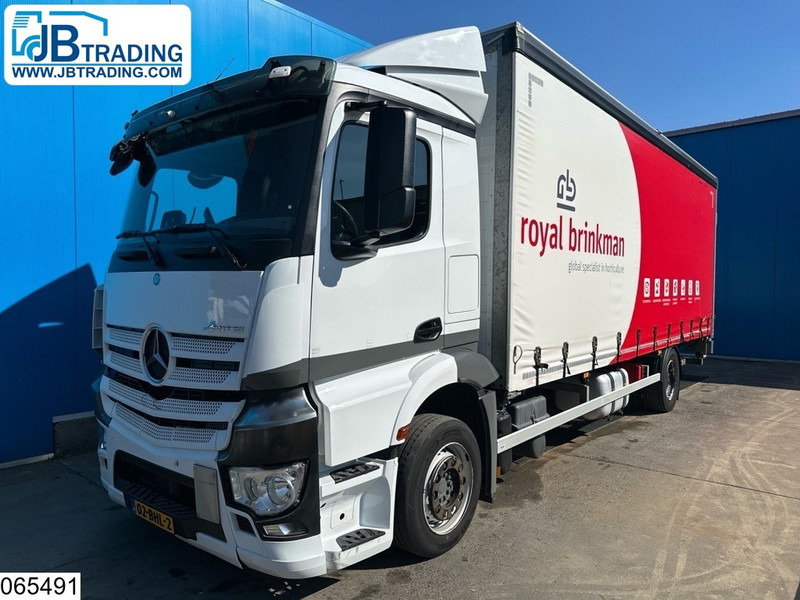 Mercedes-Benz Antos 1833 EURO 6, Dhollandia - Камион с брезент: снимка 1 Mercedes-Benz Antos 1833 EURO 6, Dhollandia - Камион с брезент: снимка 1