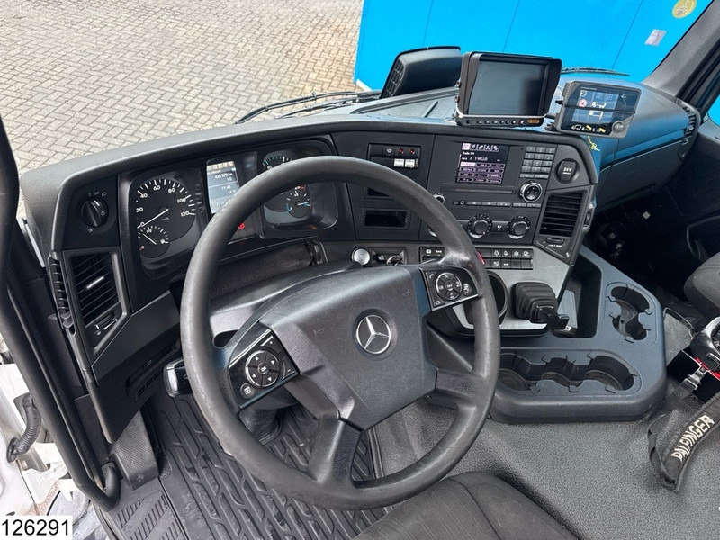 Mercedes-Benz Arocs 2540 6x2, EURO 6, Palfinger, Remote - Бордови камион, Камион с кран: снимка 5 Mercedes-Benz Arocs 2540 6x2, EURO 6, Palfinger, Remote - Бордови камион, Камион с кран: снимка 5