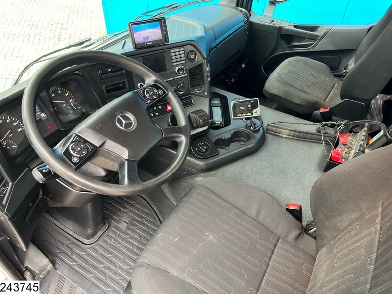 Mercedes-Benz Arocs 3240 8X4, EURO 6, Steel suspension, Palfinger - Бордови камион, Камион с кран: снимка 5 Mercedes-Benz Arocs 3240 8X4, EURO 6, Steel suspension, Palfinger - Бордови камион, Камион с кран: снимка 5