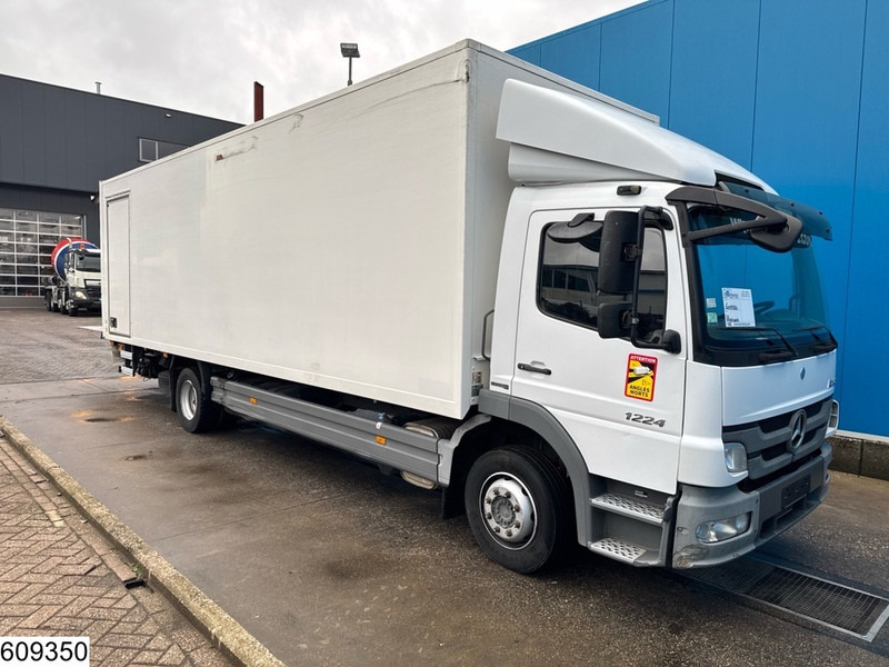 Mercedes-Benz Atego 1224 EURO 5, Manual, Dhollandia - Камион фургон: снимка 3 Mercedes-Benz Atego 1224 EURO 5, Manual, Dhollandia - Камион фургон: снимка 3