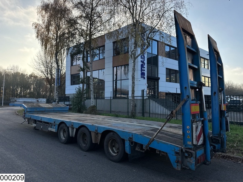 Nooteboom Lowbed 34.000Kg, Steering axle - Нискорамна площадка полуремарке: снимка 4 Nooteboom Lowbed 34.000Kg, Steering axle - Нискорамна площадка полуремарке: снимка 4