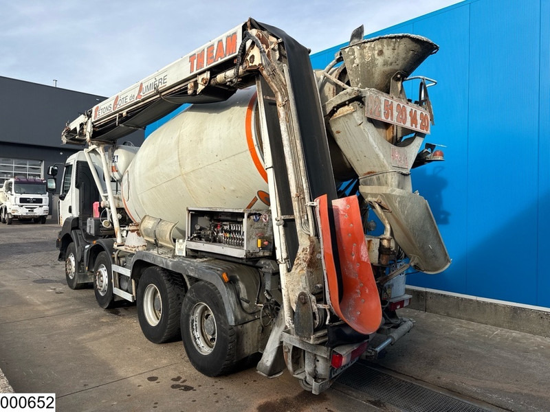 Renault Kerax 410 Dxi 8x4, Cifa, 9m3, Remote - Бетоновоз: снимка 2 Renault Kerax 410 Dxi 8x4, Cifa, 9m3, Remote - Бетоновоз: снимка 2